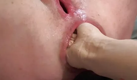 강렬한 아름다운 섹스 비디오 일본 인형