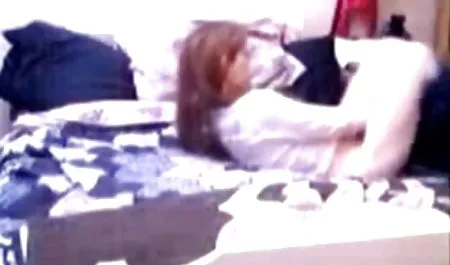 알렉시스는 먼로 이모와 섹스 현장에서 직접