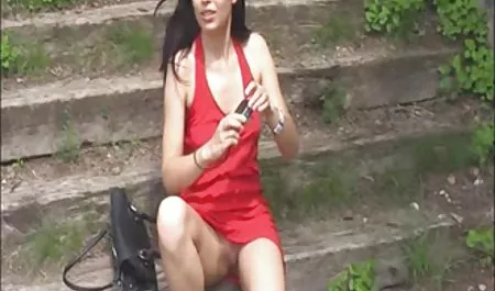 금발의 섹시한중년여성 자동차를 운전으로 복사본을 학교의 로컬 영역 무료 섹스 비디오 시청 네트워크