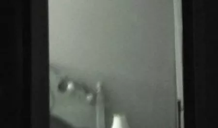섹시하고,가슴이 청소년 된 남자는 섹스 이발 포르노 행복하다!